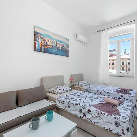 Market & Art Square Place Rijeka Ngoại thất bức ảnh