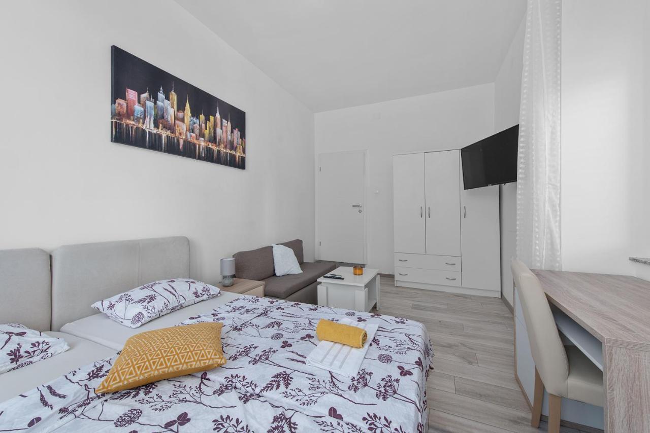 Market & Art Square Place Rijeka Ngoại thất bức ảnh