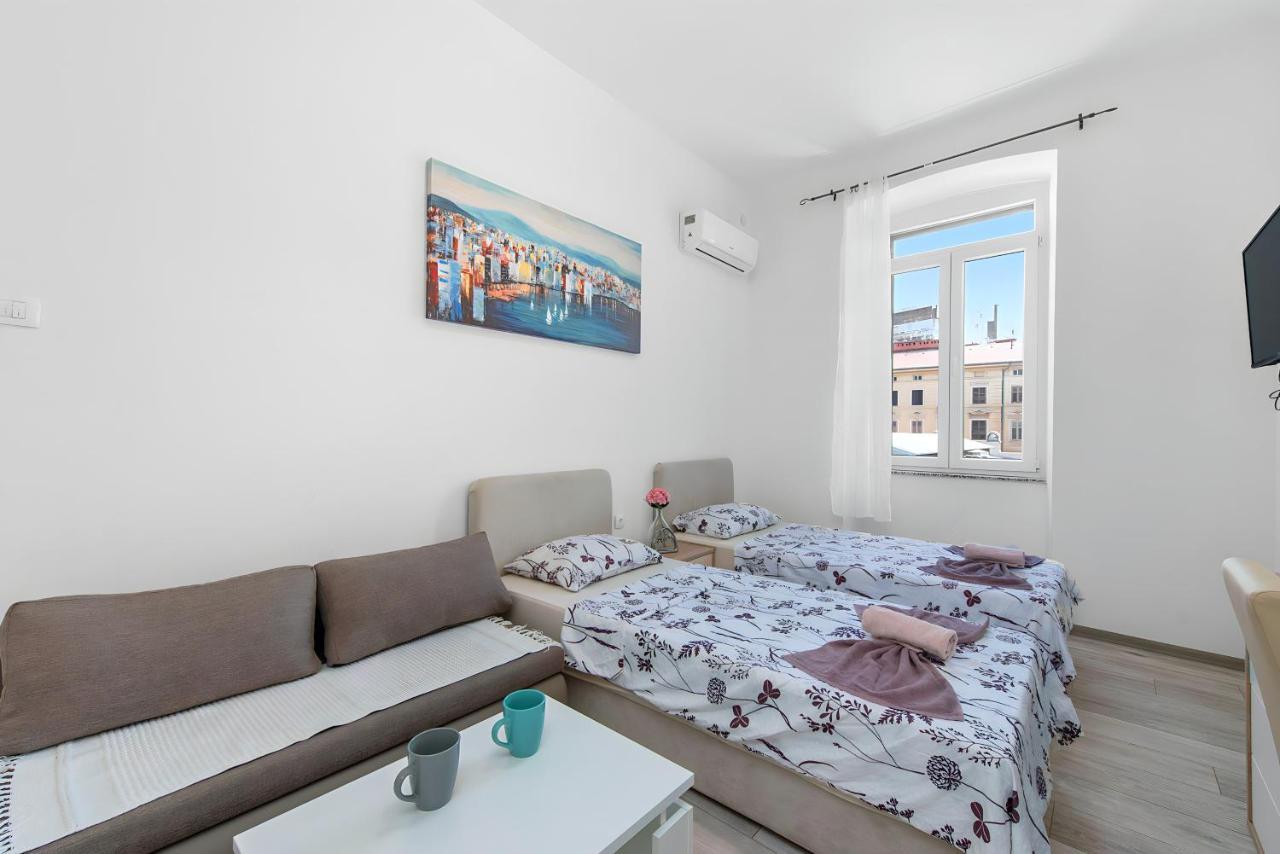 Market & Art Square Place Rijeka Ngoại thất bức ảnh