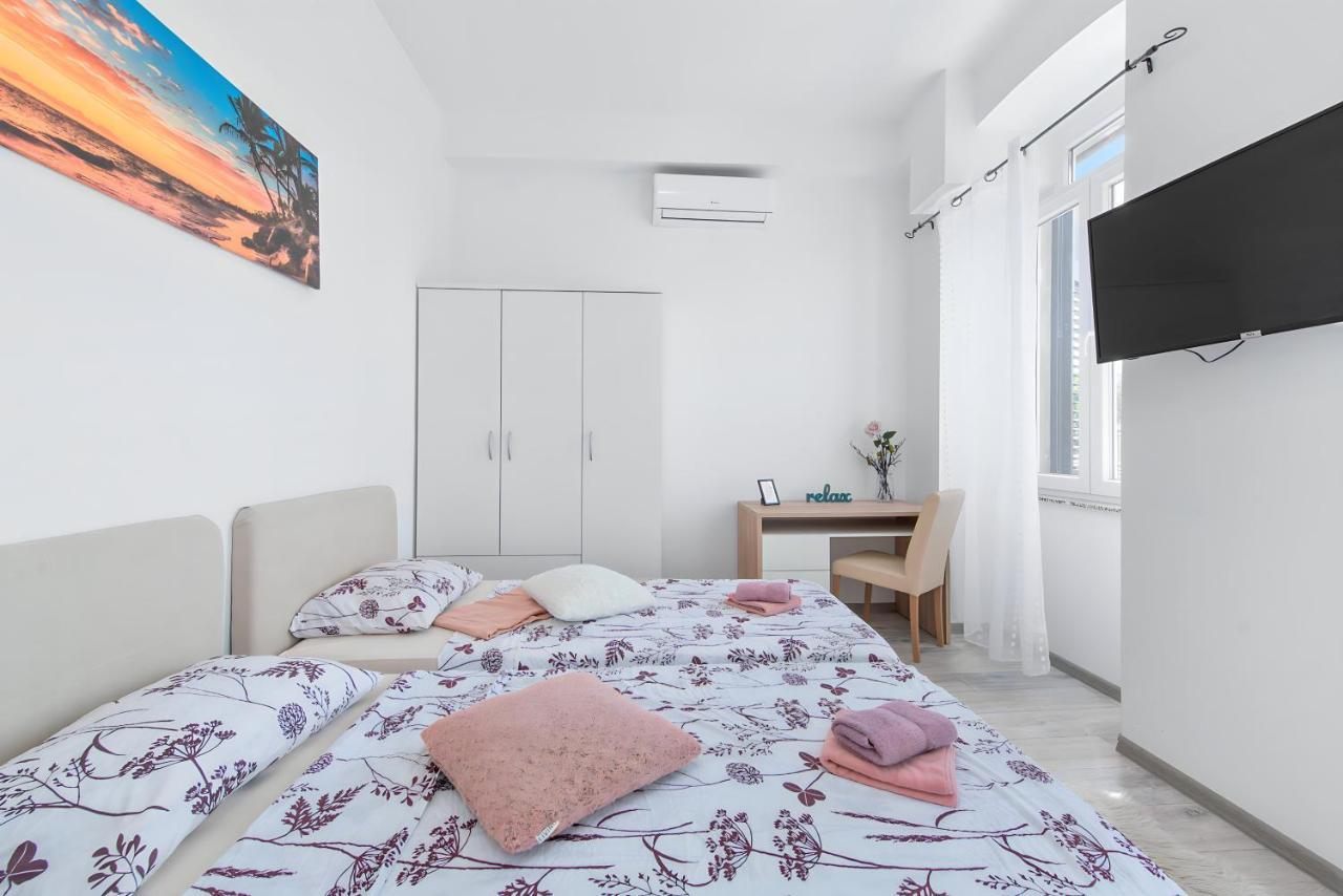 Market & Art Square Place Rijeka Ngoại thất bức ảnh