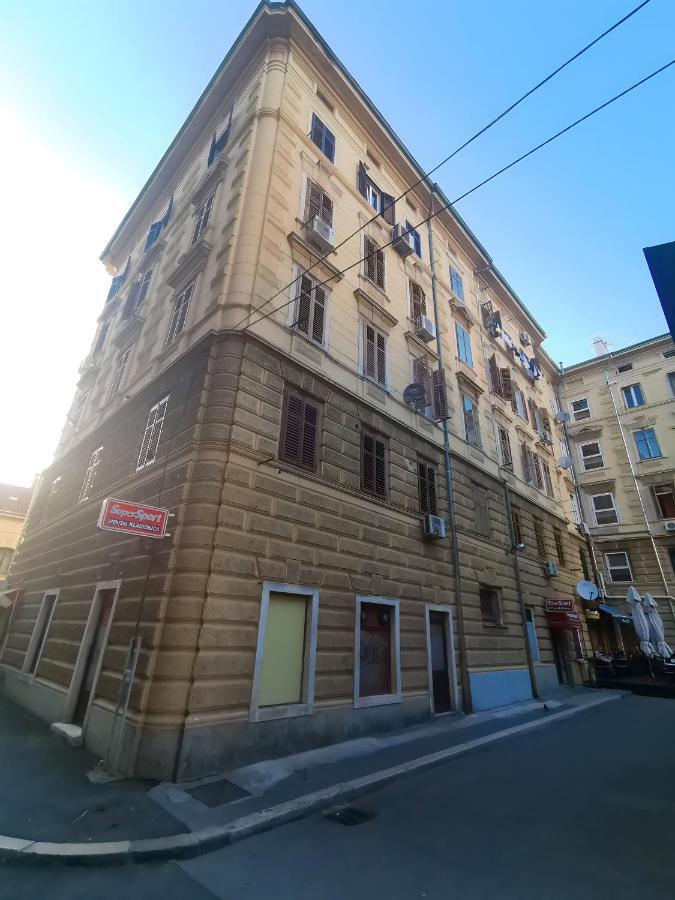 Market & Art Square Place Rijeka Ngoại thất bức ảnh